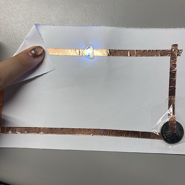 Interoperable circular circuits. (LIGHT UP VERSION)